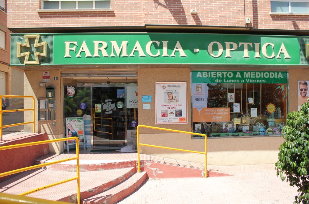 fachada farmacia