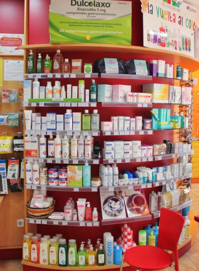 foto vertical farmacia